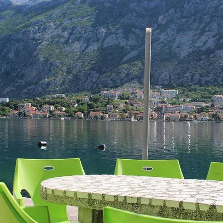 Mare E Montagna Appartement Kotor Buitenkant foto