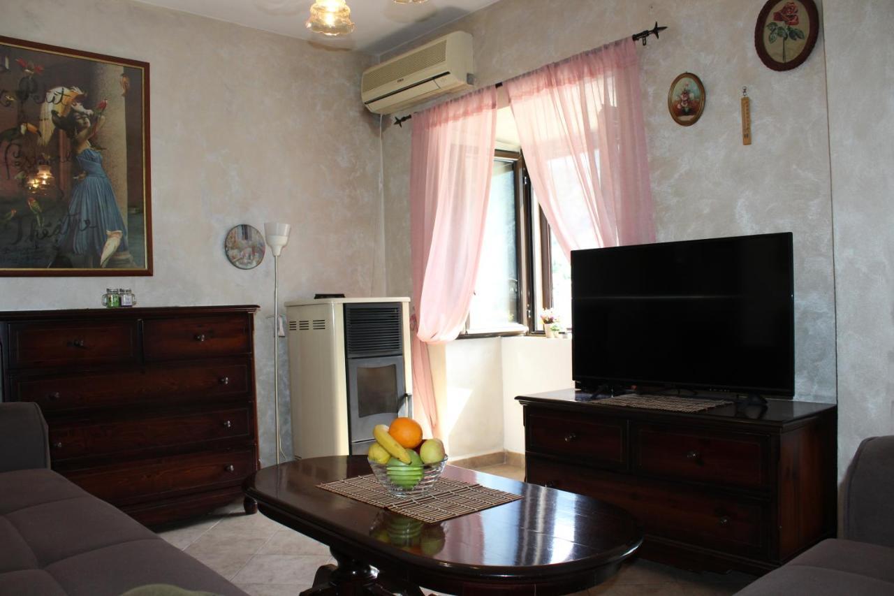 Mare E Montagna Appartement Kotor Buitenkant foto