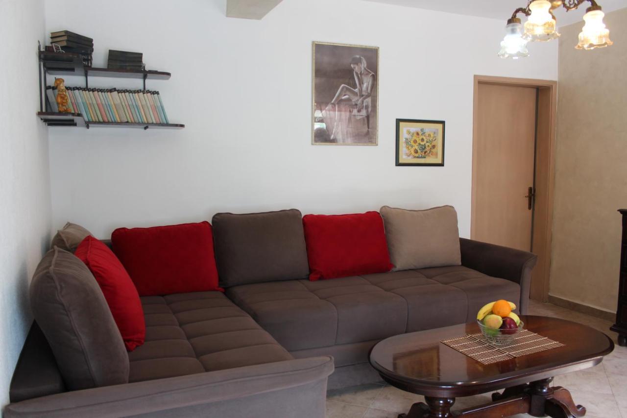 Mare E Montagna Appartement Kotor Buitenkant foto